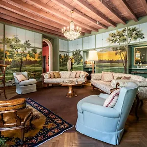 Bed & Breakfast Foresteria Di Palazzo Radici 