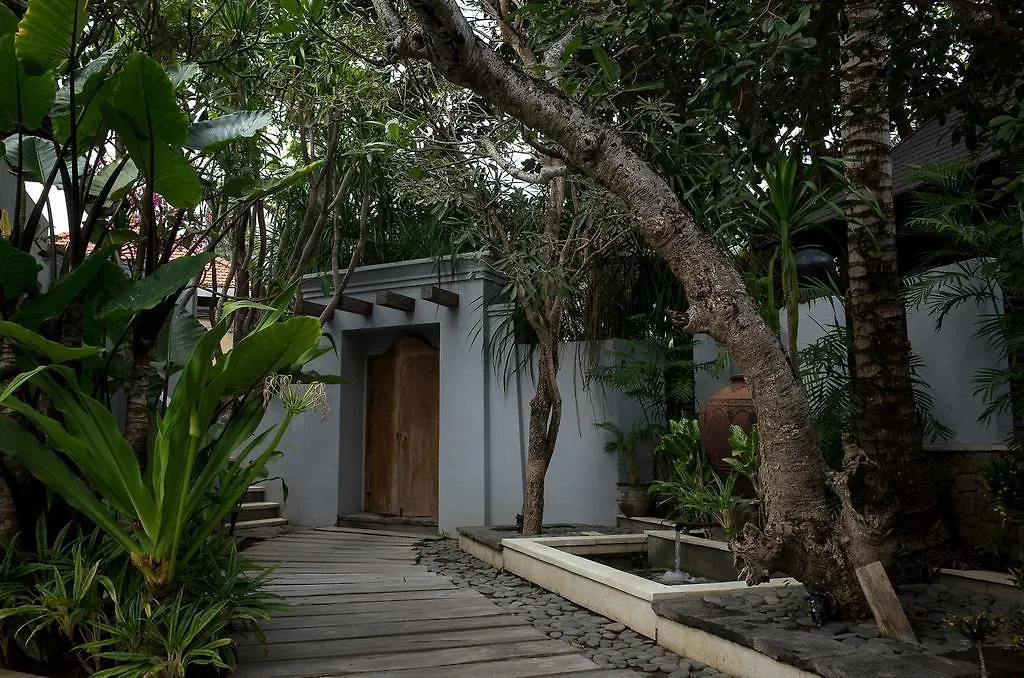 D'Sriwing Villa Gallery Kuta Lombok Indonézia