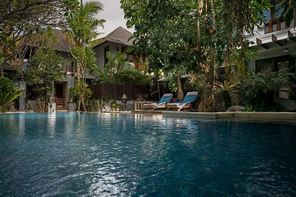 *** Üdülőpark D'Sriwing Villa Gallery Kuta Lombok Indonézia
